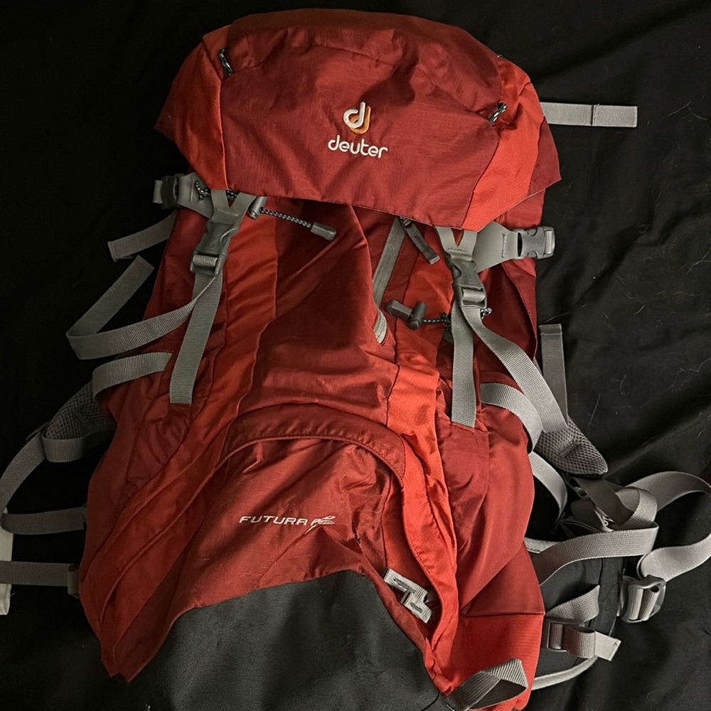 Deuter futura pro 34 SL women’s hiking bag